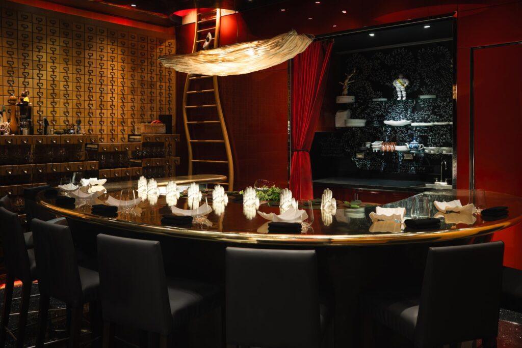 One Michelin-starred é by José Andrés . Image c/o Michelin Ana Gaines