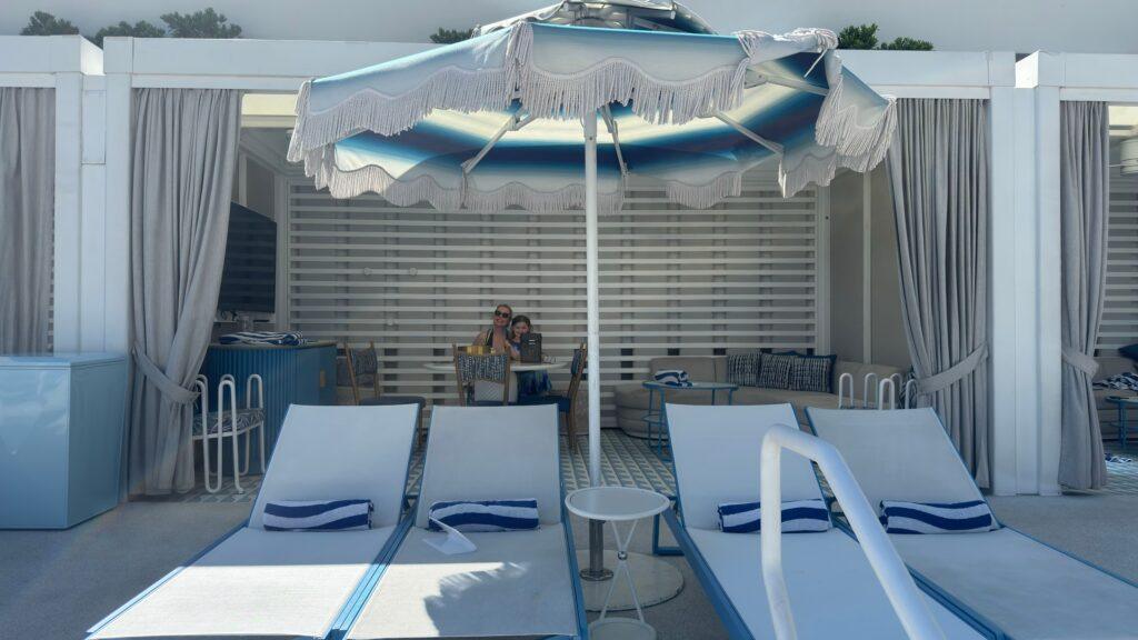 The King Cabana at Fontainebleau has enough space for a party of 15- perfect for reunions.  Image by Dan Sattel
