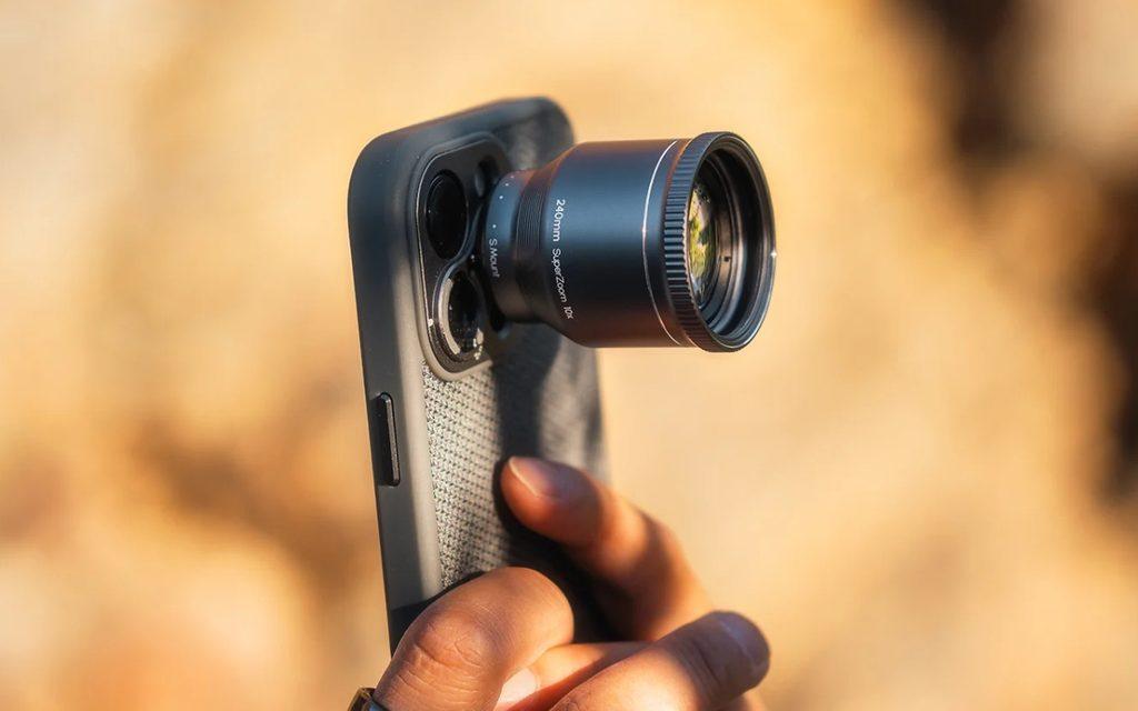 ShiftCam 240mm Telephoto Zoom Lens mounted on iPhone